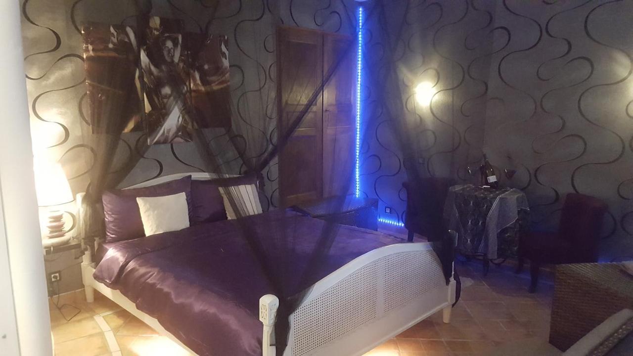 Maison Du 18E De Charme Au Calme Idrac-Respailles Luaran gambar