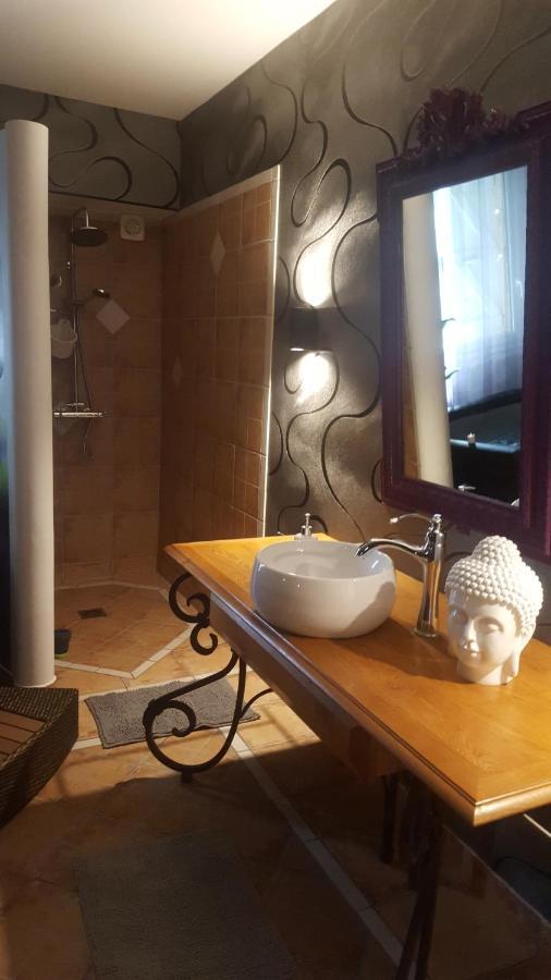 Maison Du 18E De Charme Au Calme Idrac-Respailles Luaran gambar